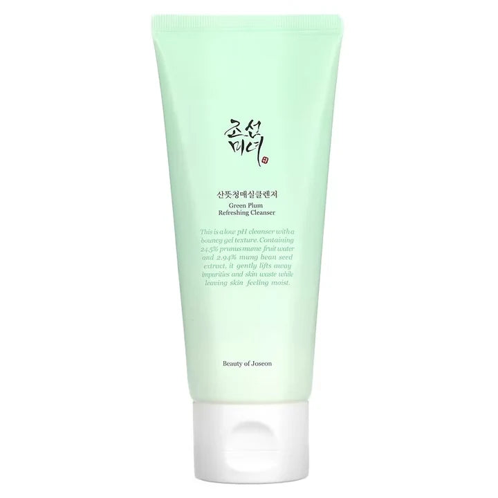 Green Plum Refreshing Cleanser